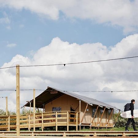 The Camp At The Wave Hotel Бристол Екстериор снимка