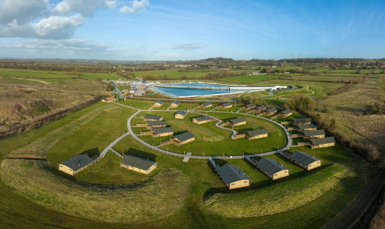 The Camp At The Wave Hotel Бристол Екстериор снимка